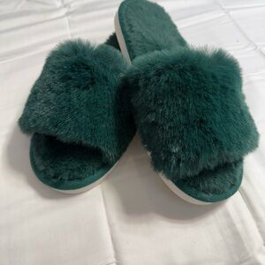 Women's Plush Green Slippers